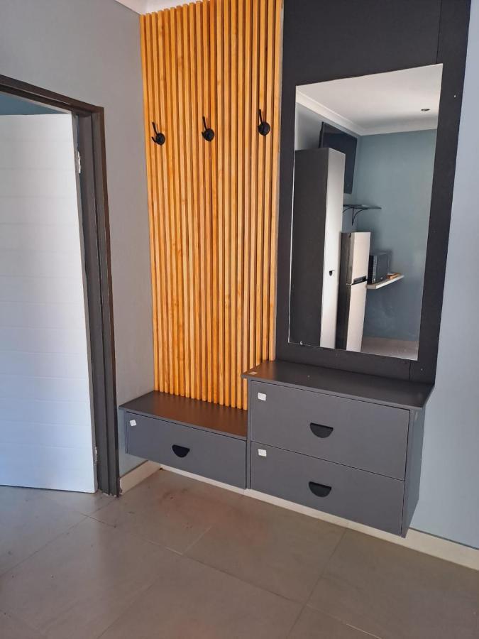 Mint Guesthouse Randfontein Esterno foto